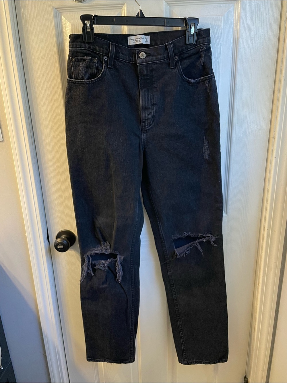 Abercrombie & Fitch The 90’s Straight Ultra High Rise jeans in Black Regular
